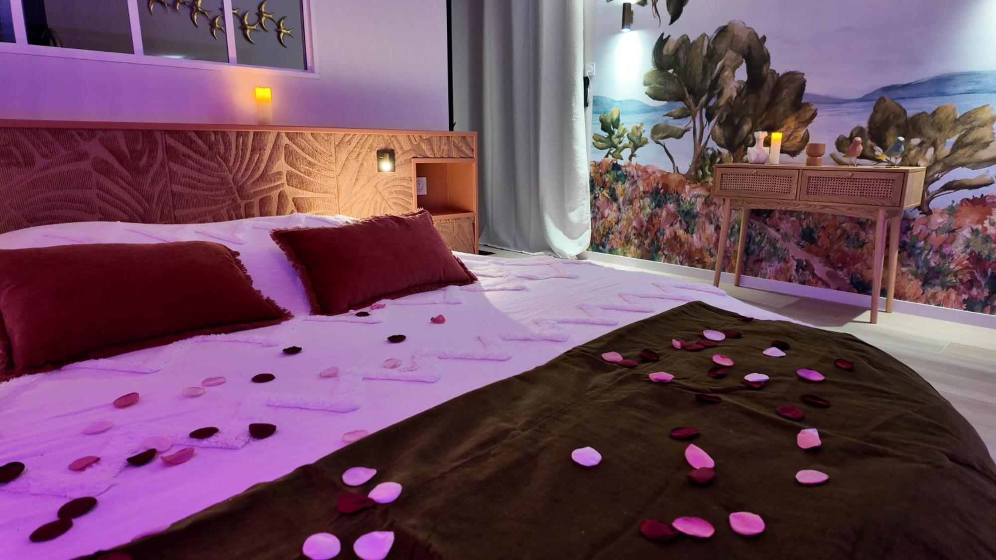 Les Suites Du Payre - Suite Romance Saint-Hilaire-de-Talmont Luaran gambar