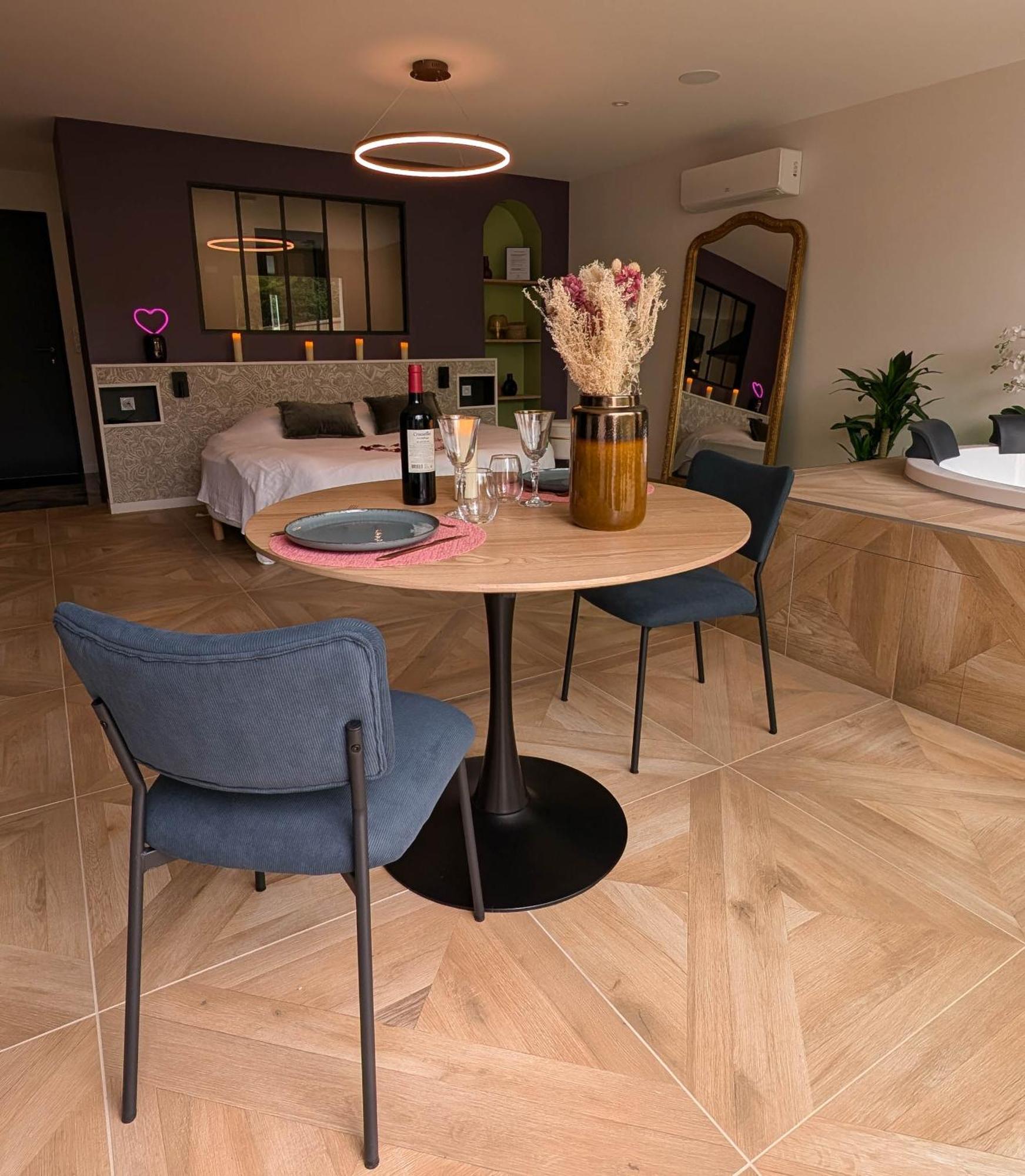 Les Suites Du Payre - Suite Romance Saint-Hilaire-de-Talmont Luaran gambar